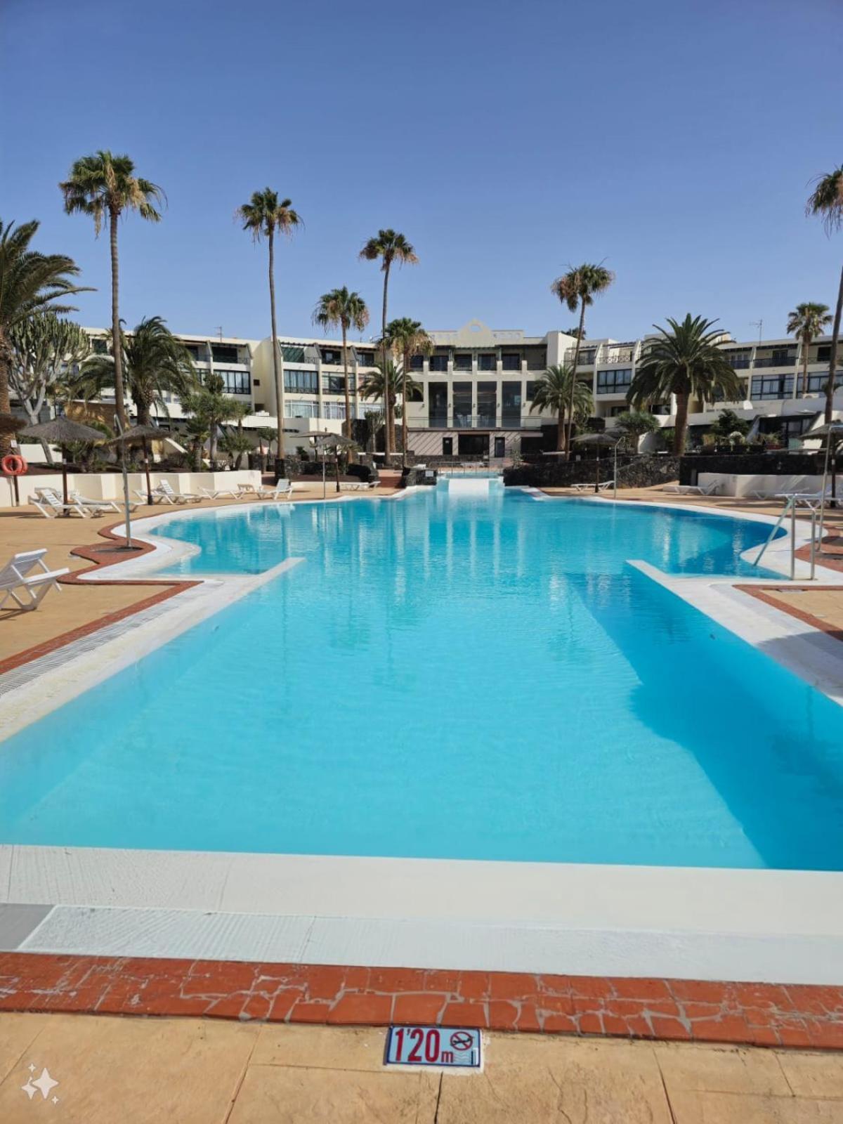 Bungalow Lido-Playa Roca Residence With Sea Front Access - Free Ac - Wifi Costa Teguise Exterior foto
